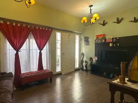 Depto Tipo Casa en Venta 14 años