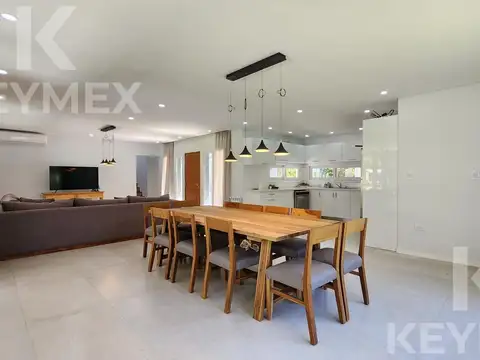 VENTA CASA MIRALAGOS  4 DORMITORIOS