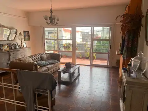 Beguerestain 339 , Piso 1