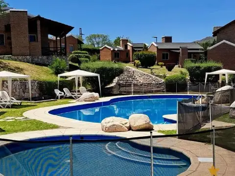 Complejo de Cabañas de alto nivel, en Villa Edén, La Falda