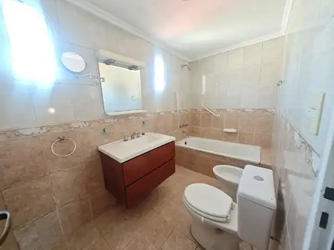 Depto Tipo Casa en Venta en Castelar Norte, USD 65.000