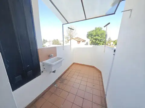 Depto Tipo Casa en Venta de 3 ambientes