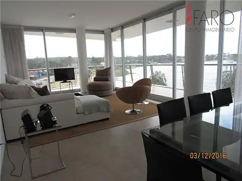 Departamento 4 ambientes con 3 baños