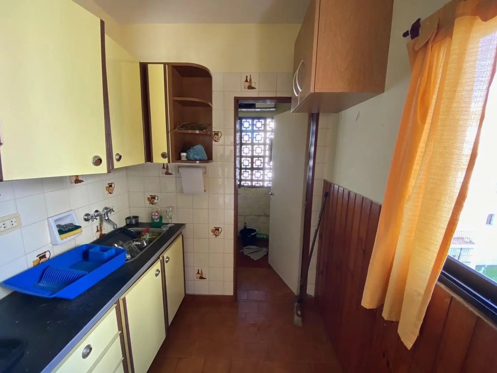 Departamento 4 amb, 59m² en tercer piso — Constitución