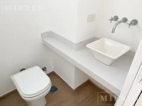 Departamento 3 ambientes con 2 baños