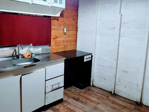 Casa en alquiler 2 ambientes mariano acosta