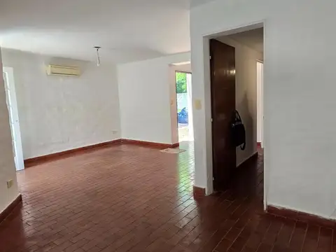 Casa en Alquiler en Cerro De Las Rosas, $ 1.100.000