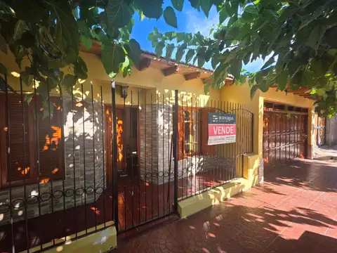  Casa en Venta ? Barrio Los Químicos, Luzuriaga, Maipú