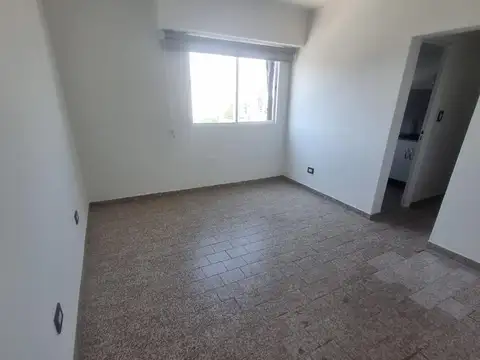 Departamento en Alquiler en Monserrat, $ 500.000