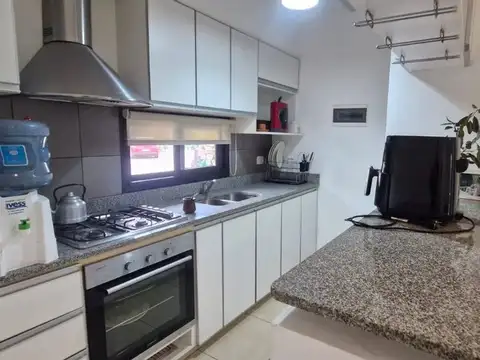 Avenida Bartolomé Mitre 400