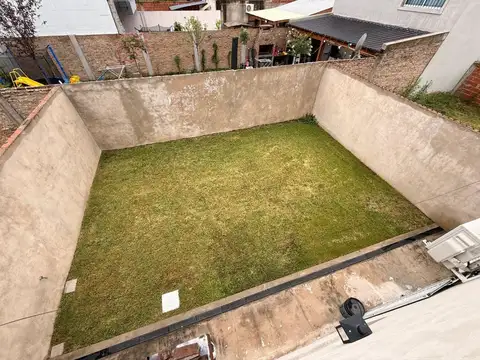 CASA EN VENTA 2 AMBIENTES EN GLEW