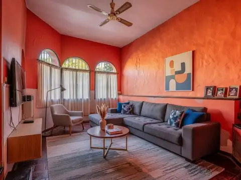 CASA 5 AMB. PILETA. PARRILLA. DOBLE PARQUE.APTO CREDITO