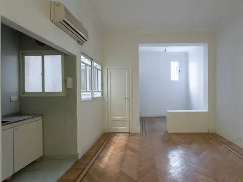 Montevideo 300, Piso 3