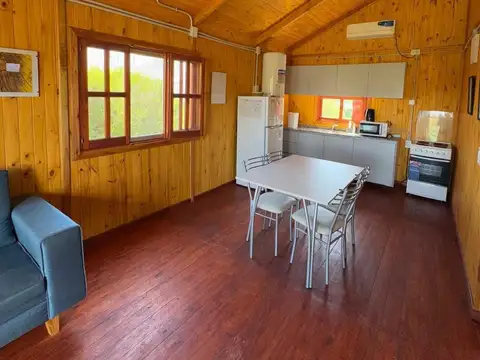 Complejo en venta en Tierra de Sueños 3, Roldán | 3 cabañas equipadas | Piscina | Terreno 1.200 m²