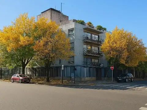 Cochera a la venta en San Isidro