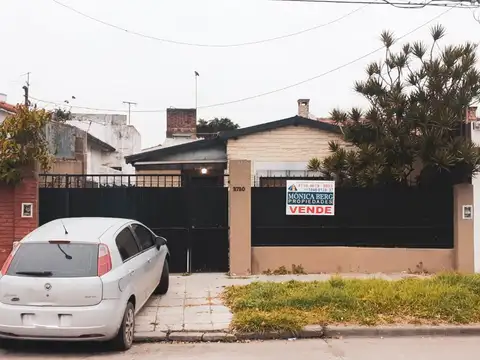 CASA EN VENTA TRES AMBIENTES EN BOULOGNE SAN ISDRO