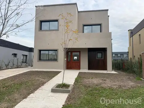 IMPECABLE CASA DE 6 AMBIENTES en  BARRIO SAN PABLO! POSIBILIDAD DE FINANCIACIÓN CON SOLO UN 40%