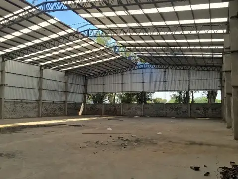 D ANTONIO al 2300 esquina Ruta 16