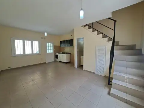 ALQUILER DUPLEX  2 DORM EN 2 PLANTAS SIN EXPENSAS 