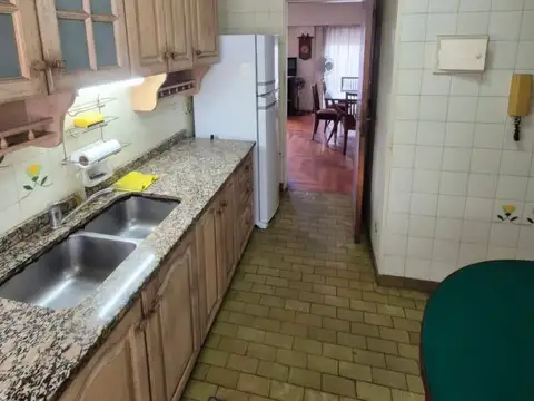 Departamento 4 ambientes con 3 baños