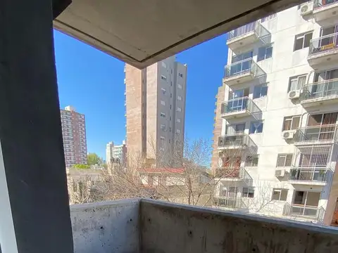 San Luis 3544  2 dormitorios  2 balcones 2 baños