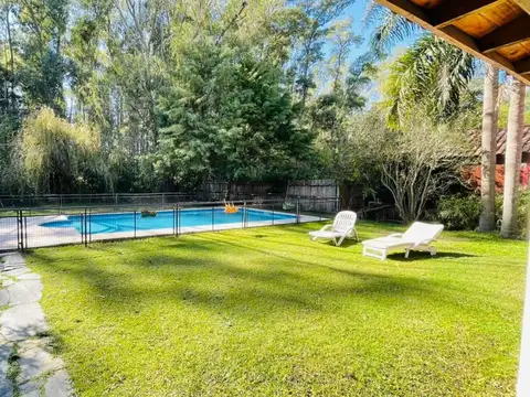 Casa con Parque y Pileta Country Boca Raton en alquiler
