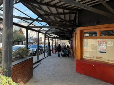 LOCAL COMERCIAL EN  ALQUILER  BARILOCHE CENTRO