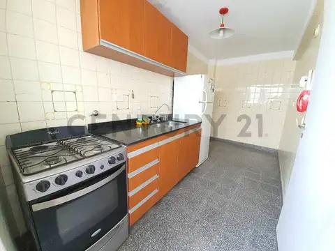 Departamento en Alquiler 50 años
