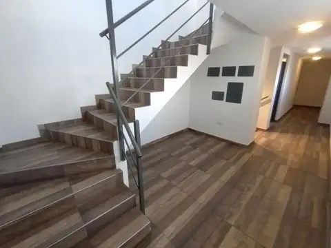 ESQUIU MAMERTO FRAY - (3F) 4900, Piso 1º