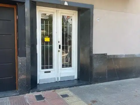 ALQUILER DEPARTAMENTO 3 AMBIENTES CON PATIO