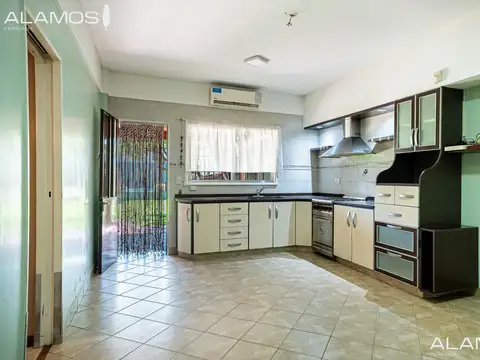 Casa en Venta en Haedo Norte, USD 199.000