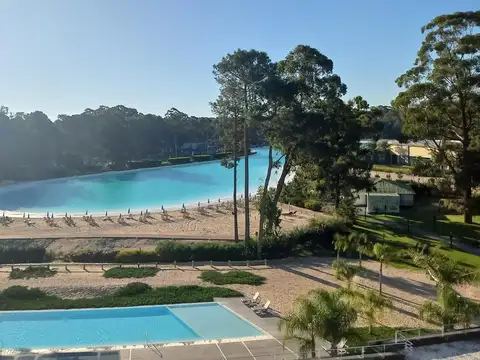 Venta depto 3 ambientes c/coch Solanas Crystal View -Punta del Este
