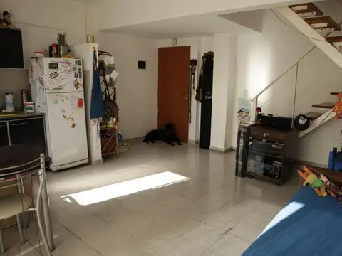 Depto Tipo Casa en Venta al Noroeste