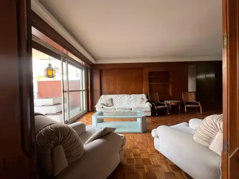 Departamento en Venta de 5 ambientes