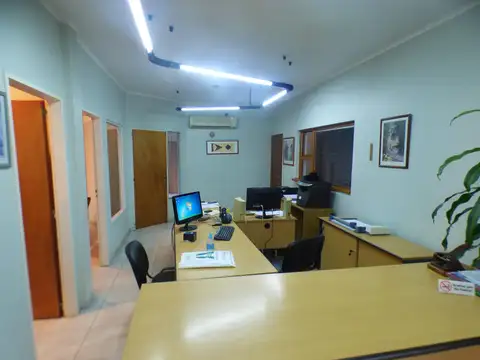 Galpon en Venta 10  mts Frente