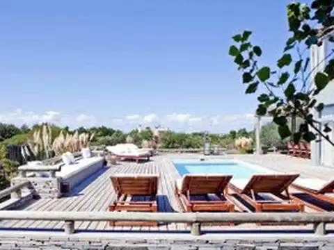 Casa en Alquiler Temporal de 4 dormitorios