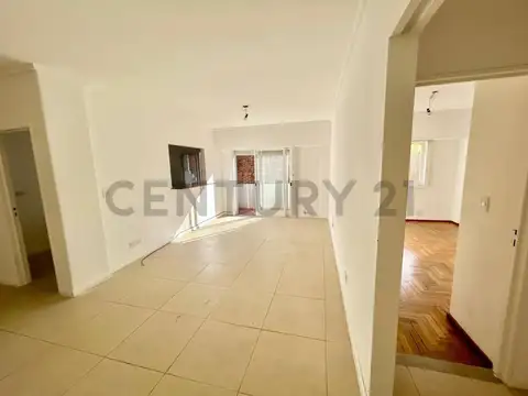 Valle Grande 1200, Piso 1