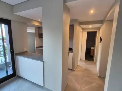 Departamento de 2 ambientes con balcón al contrafrente