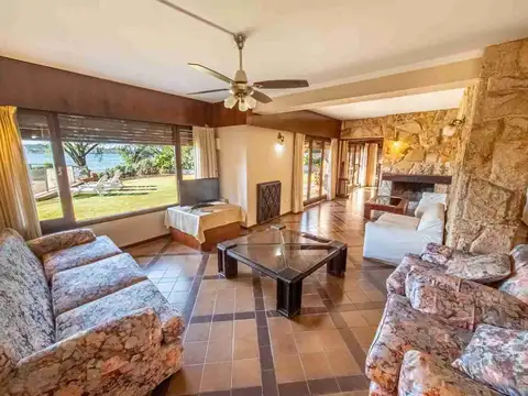 VENTA EXCLUSIVA CASA CATEGORÍA COSTA AZUL VCP