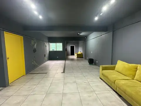 LOCAL COMERCIAL 361m2 - CON 6 COCHERAS