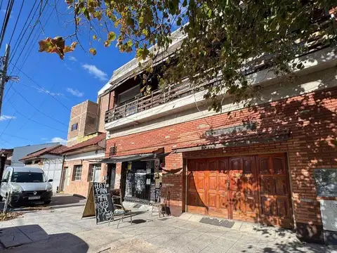 Casa 4 ambientes. | UDAONDO, GUILLERMO, AV. al 2000