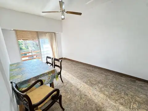 Depto Tipo Casa 4 ambientes con 1 baño