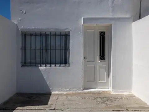 Casa 3 ambientes con 1 baño