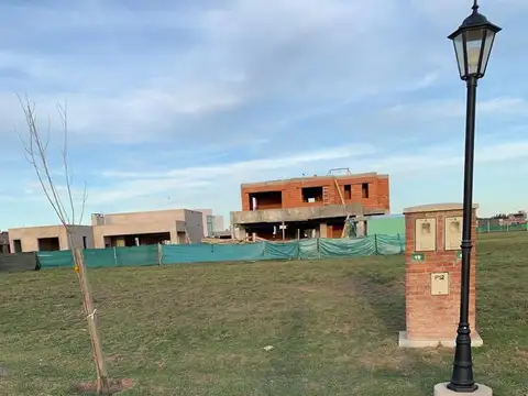 Terreno en Venta en Ezeiza, USD 44.000