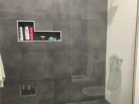 Casa en venta - 2 Dormitorios 2 Baños - 400Mts2 - Ezeiza