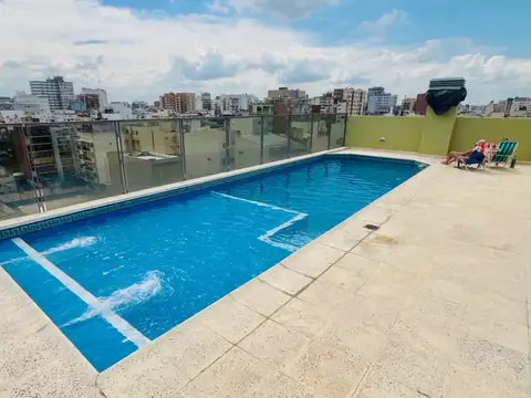 "EXCELENTE UBICACION" SENILLOSA 444, 4 AMB. C/ BALCON AL FRENTE, COCHERA CUB., BAULERA, PILETA , PARILLA