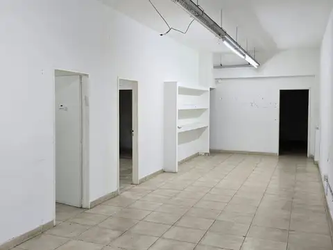 Local en Venta 40 años