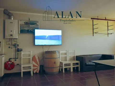 Casa en Alquiler Temporal con 3 cocheras