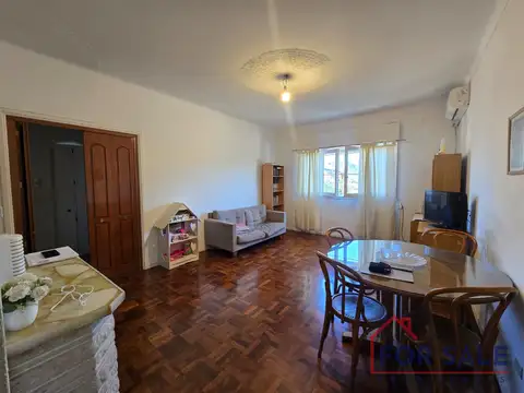 Depto Tipo Casa en Venta en Monte Castro, USD 110.000