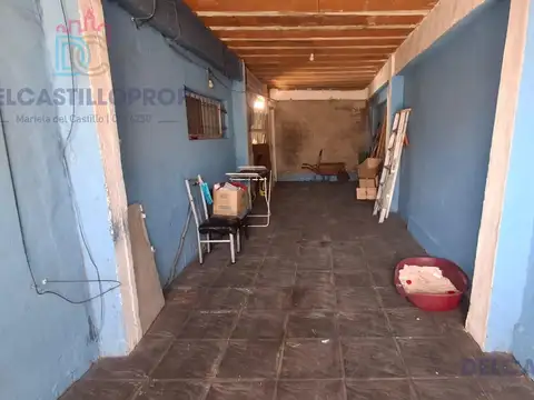 Casa 3 ambientes con 1 baño